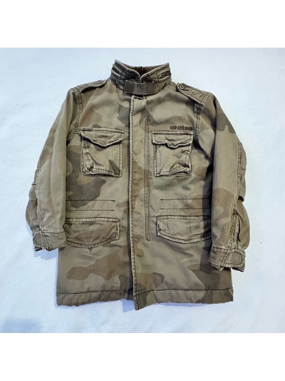 GAP Olive Camouflage  Fur Lining Boys Jacket Size 8